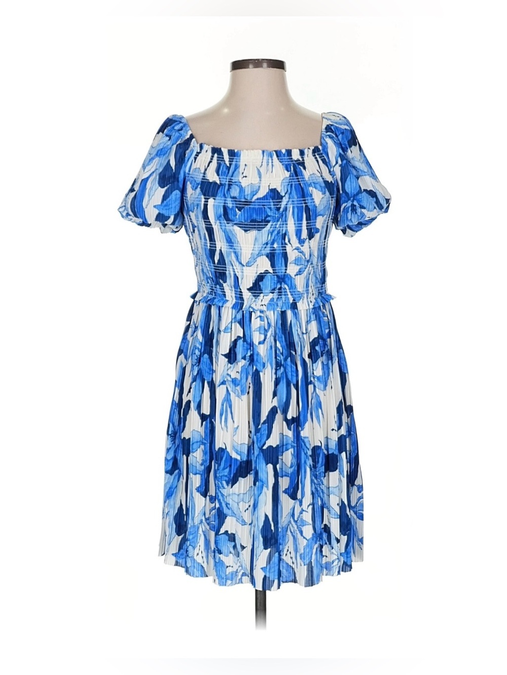 H&M Blue and White Floral Smocked Bodice Crinkled Puff-Sleeve Dress
